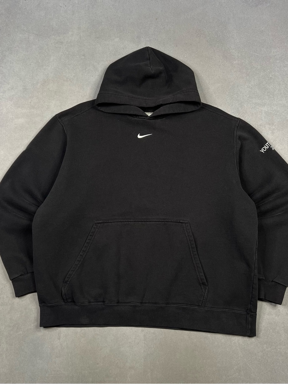 Vintage Nike Black Pullover Hoodie with Center swoosh